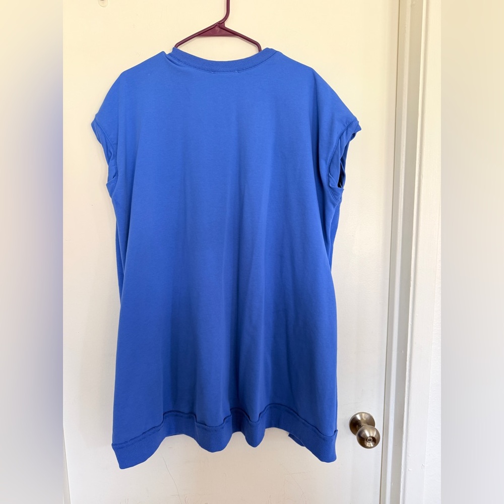Fantastic Fawn Blue Dog Print T-Shirt - Picture 2 of 5